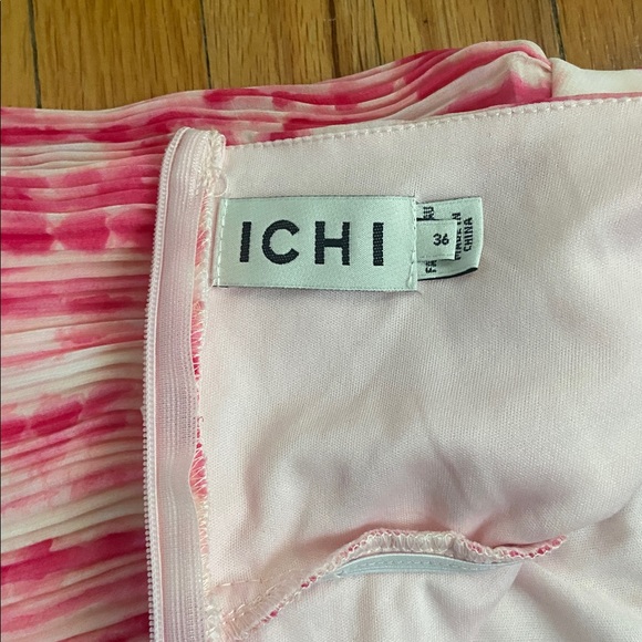 Elegant Pink Tie-Dye Maxi Dress - Picture 3 of 3